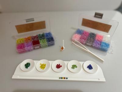 Mini bead design board