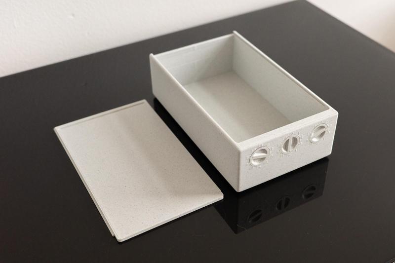 Minimalistic safe