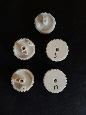 Шестерня замка багажника - Trunk Lock Gear 