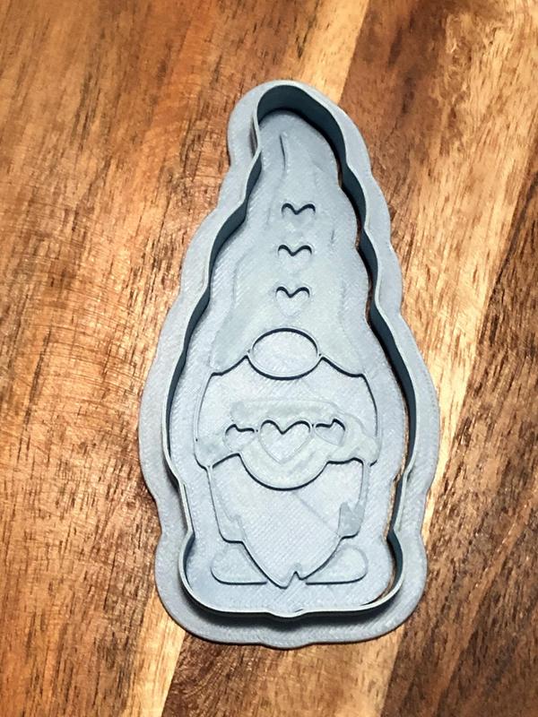 Valentine Gnome2 Cookie Cutters and Stamps