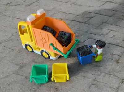 Duplo  garbage truck set