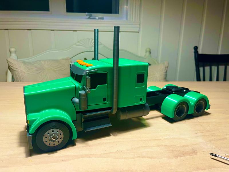 Kenworth W900