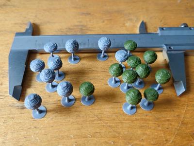 Simple deciduous tree for 1:500 scale models