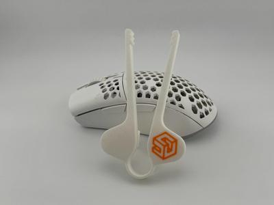 Gaming Snack Clamp – No more greasy fingers while gaming!