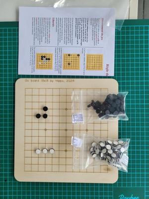 A simple Game of Go (Goban, laser cut)