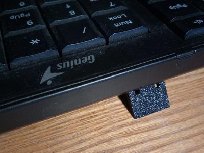 Genius keyboard leg