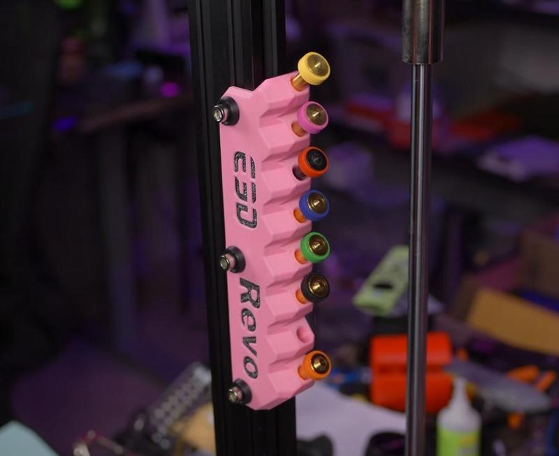 Revo Vertical Nozzle Holder