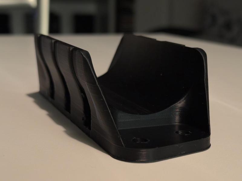 Shock Reservoir Support for Flat Surface Mounting