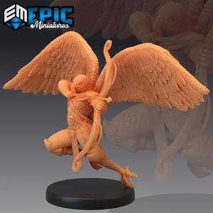 Bird Folk Falcon Archer / Flying Birdfolk Race / Classic Avian Humanoid