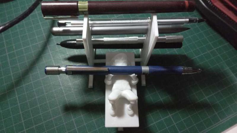 Bench press pen holder 