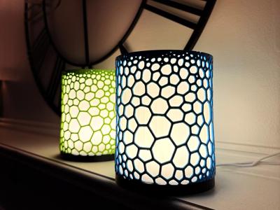 LED Desktop Lamp - Voronoi Pattern - Support Free