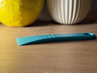 Stylistic Bed Scraper