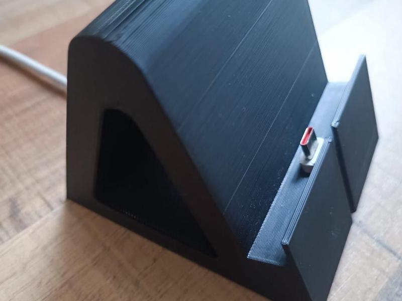 phone charging station