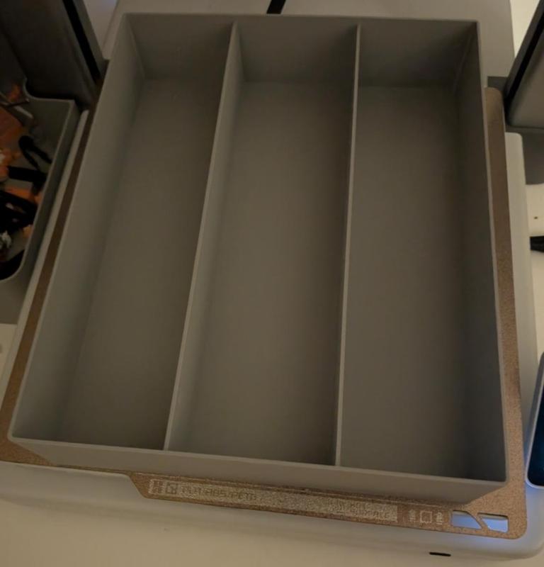 Basic 3 Compartment Storage Tray
