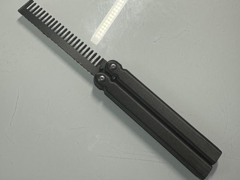 Comb Balisong