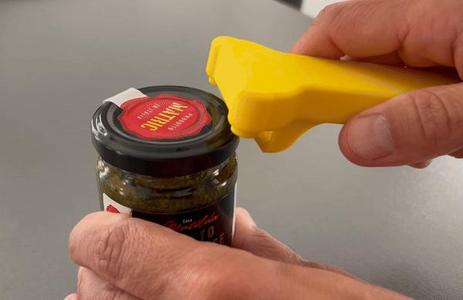 Jar Opener/Vacuum Releaser