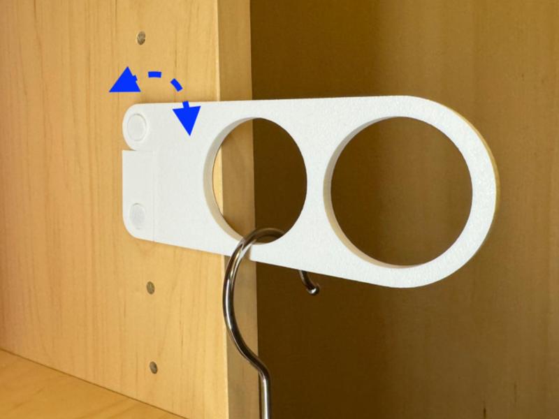 Retractable Hanger