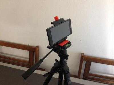 Fixation téléphone pour pied téléscopique