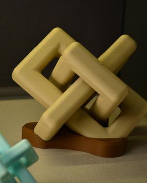 Tri-linked Knot - Print in place