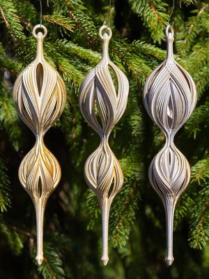 Swoop 3 Christmas Finial 2024