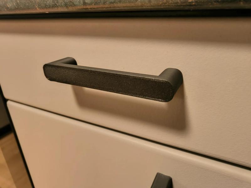 Simple Drawer or Cabinet Handle