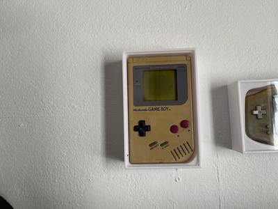 Retro console display frame