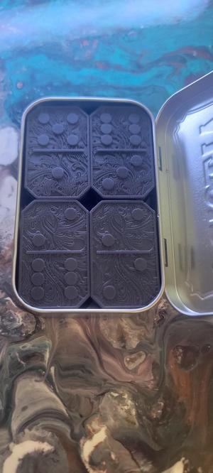 Altoids Dominos