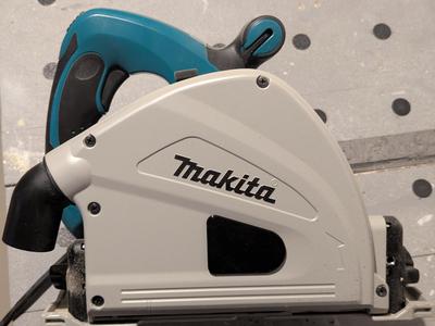 Makita SP6000 Track saw dust cover