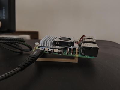 Simple Raspberry Pi 5 chassis