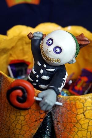 Nightmare Before Christmas - Oogie Boogie's Henchman Barrel