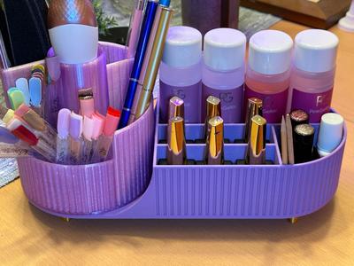Bathroom and Cosmetic Organizer with Carousel