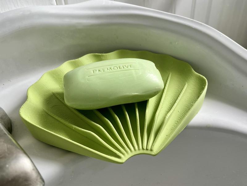 Clam Shell Soap Dish with Drainage