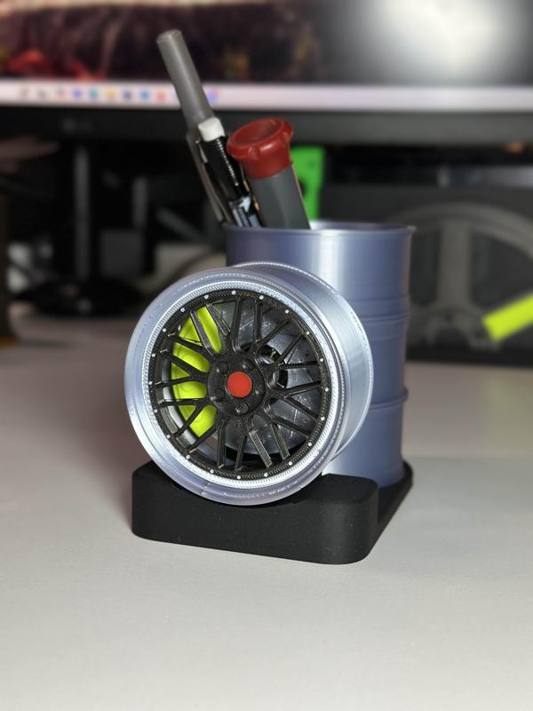 LM-Inspired Pen Cup Stand | Functional & Display Versions (V5.1)