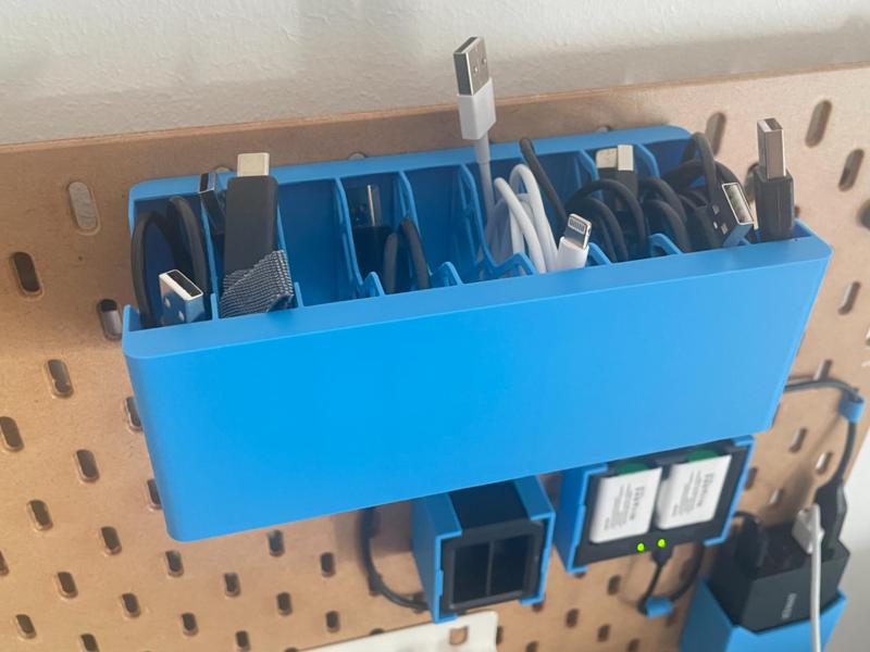 Cable organizer for IKEA SKADIS
