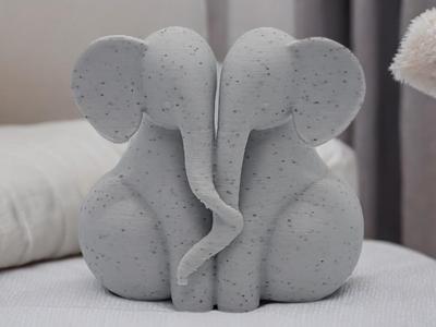 United Elephants – A Symbol of Love & Harmony 