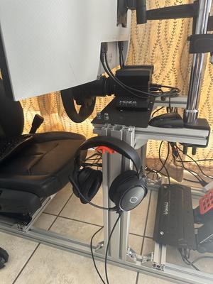 Headphone Hanger for 4040 extrusion