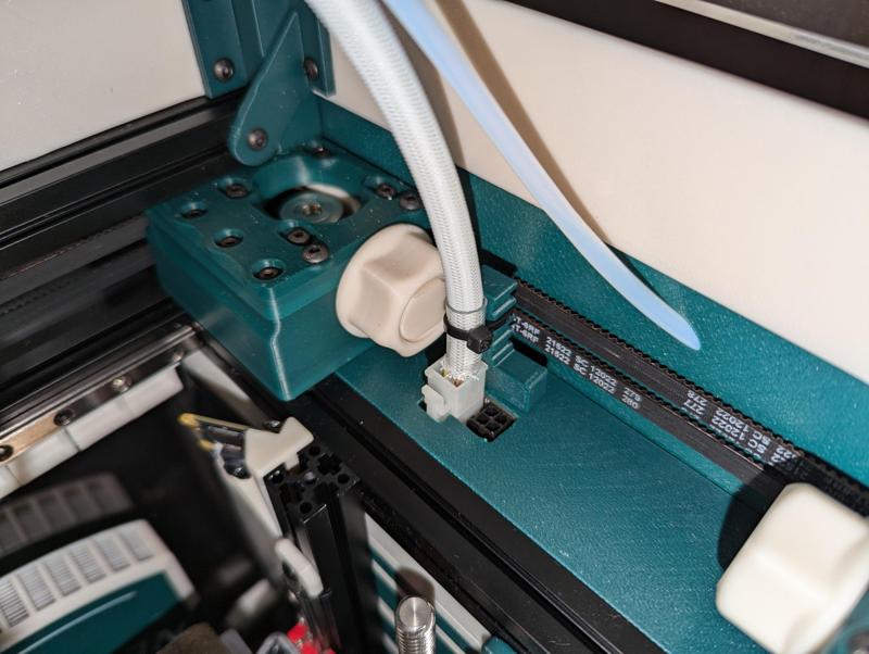 V0.2 U2C Mount Plate w/ Strain Relief