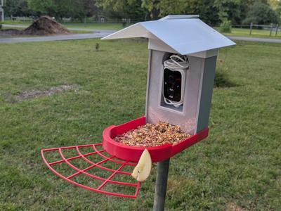 Smart Bird Feeder with Camera Mount & Easy Fill