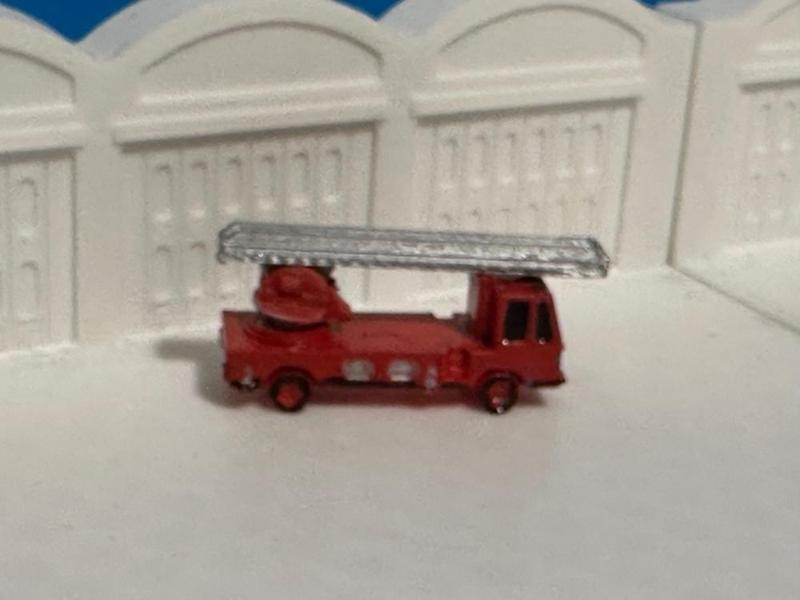 Fire Engine 15a - Ladder (z-scale)
