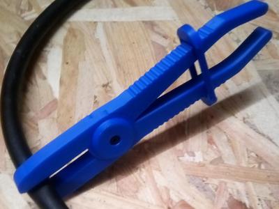 Fuel hose clamp pliers