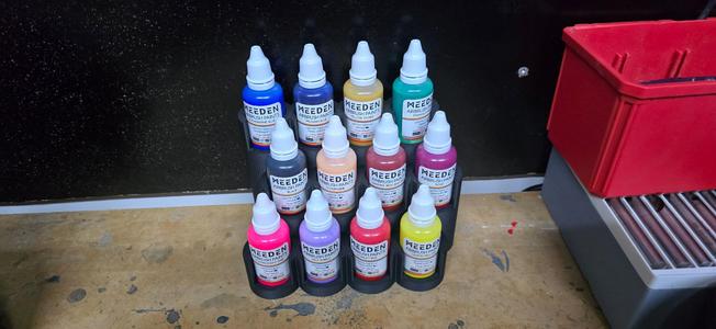 Air Brush Paint Holder - 12