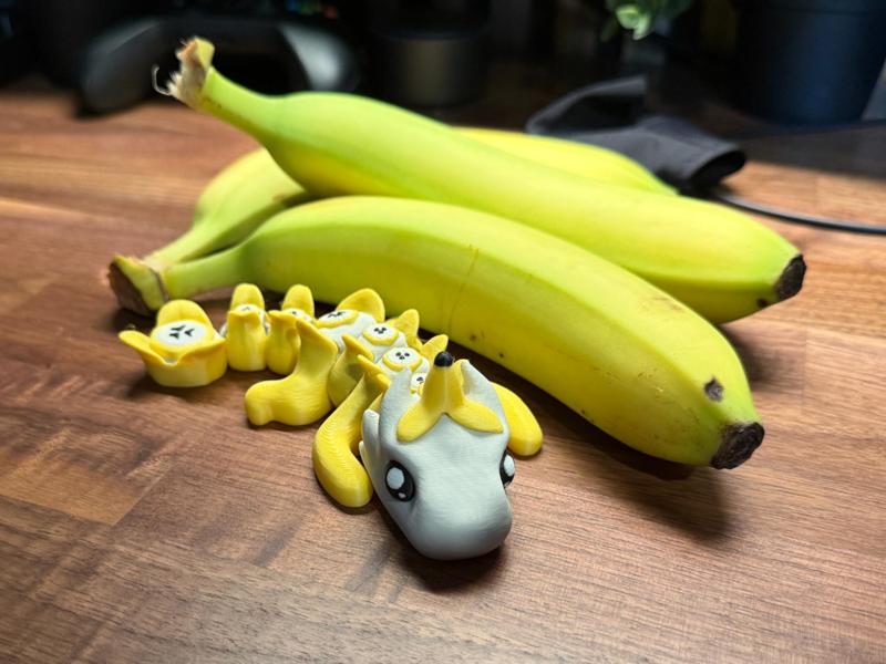 Baby Articulated Banana Dragon - By Vixvvo3D