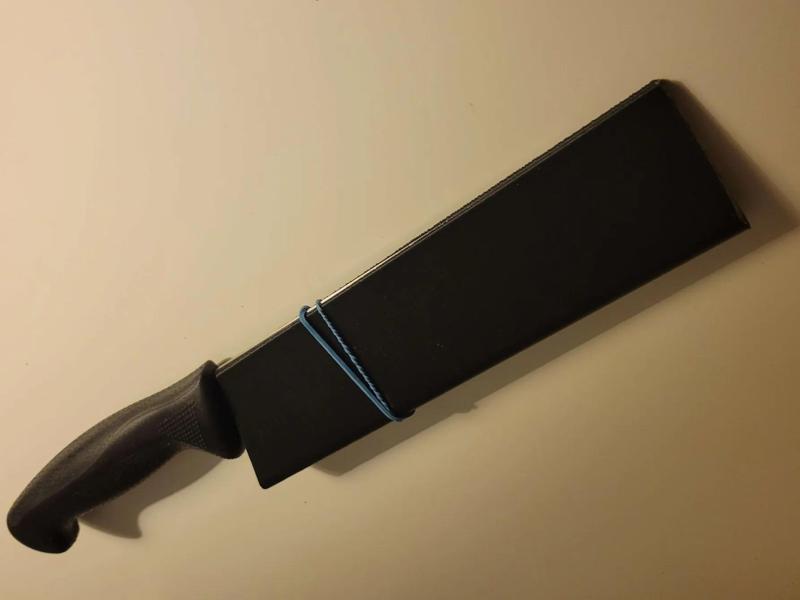 Mercer Culinary Millennia Nakiri Knife Guard (8in x 2in)