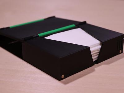 Portable Tissue Holder