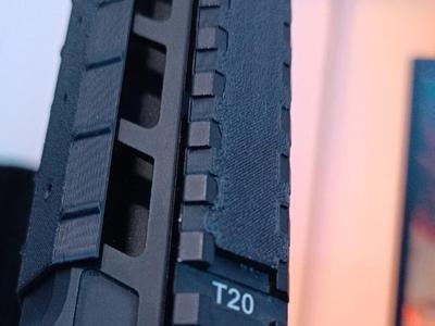 Picatinny rail cover - Special form press fit