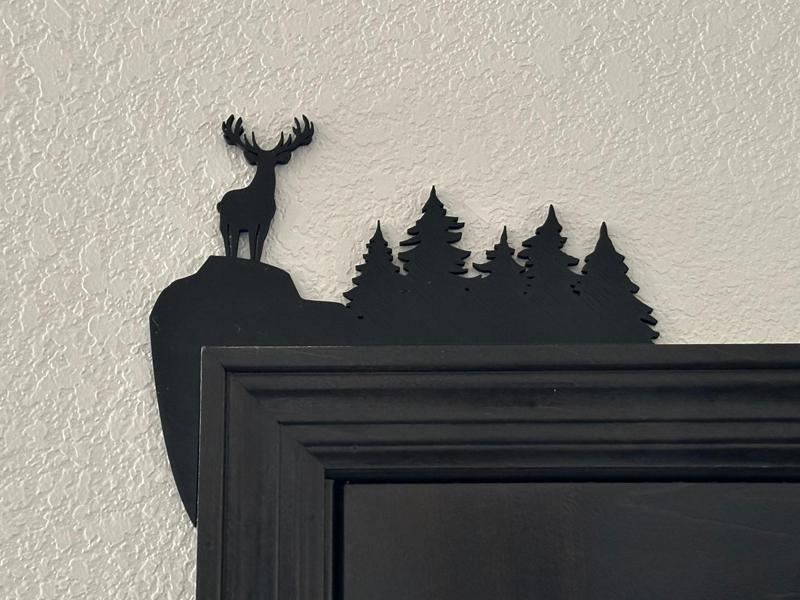 Deer Scenic Door Corner