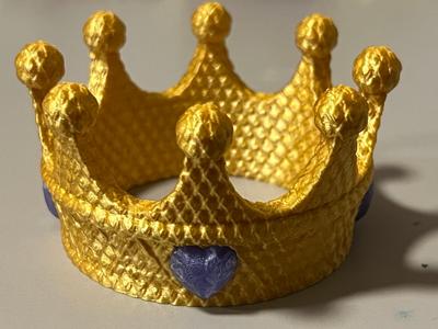Dragon Scale Knit Crown