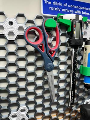 Scissor Hook for Honeycomb Storage Wall HSW System