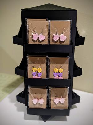 Spinning Jewelry Display