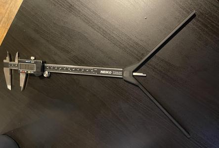 Radius Measuring Tool for Calipers